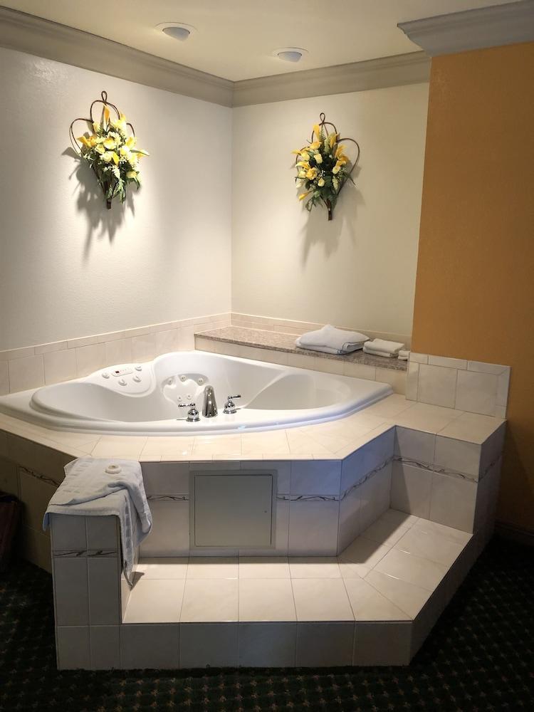 Cloverdale Wine Country Inn & Suites Екстер'єр фото